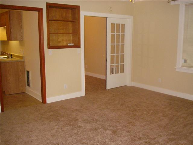 10413  E 14th - Photo 4