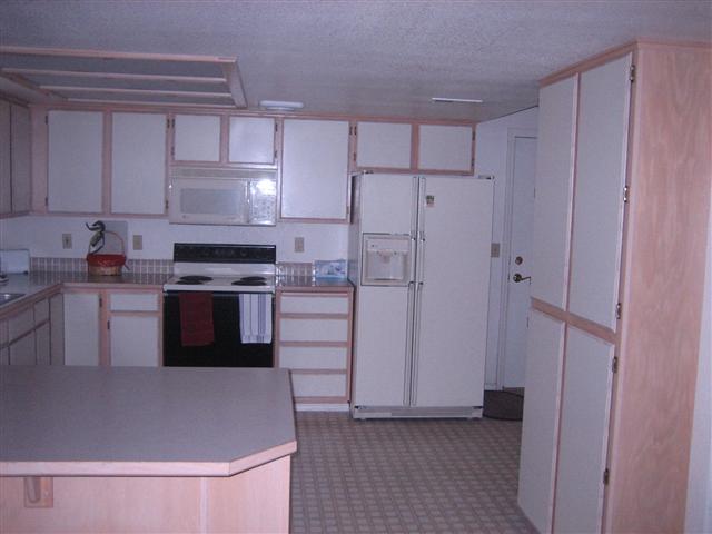 211  N Woodlawn - Photo 3
