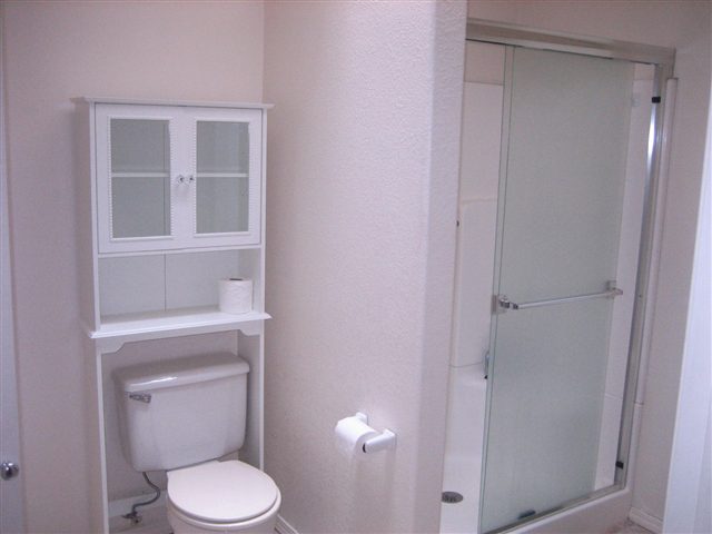 211  N Woodlawn - Photo 8