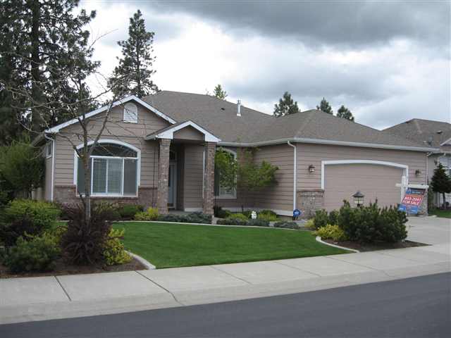 1520 E 56th Ln - Photo 1