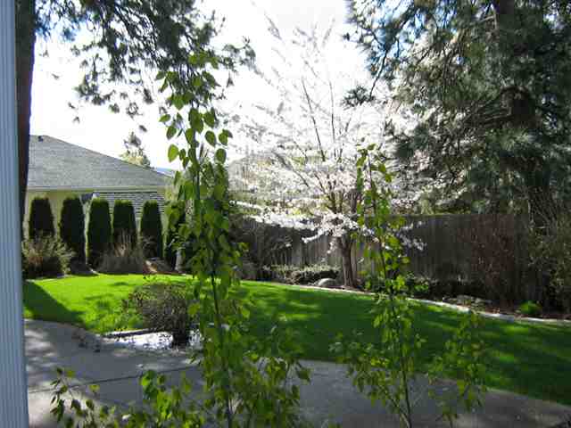 1520 E 56th Ln - Photo 9