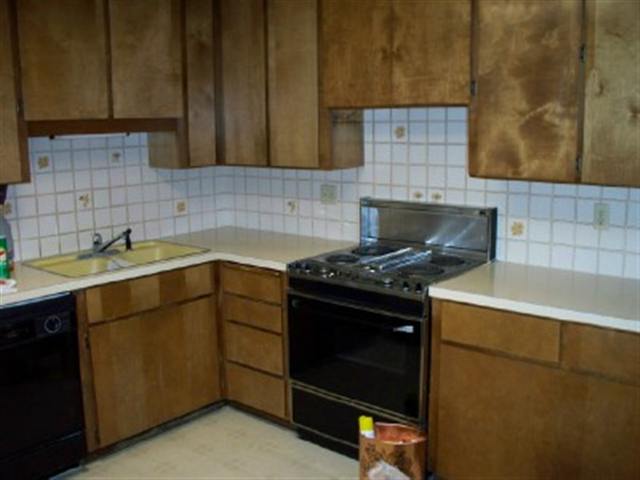 305 Elm  Street - Photo 3