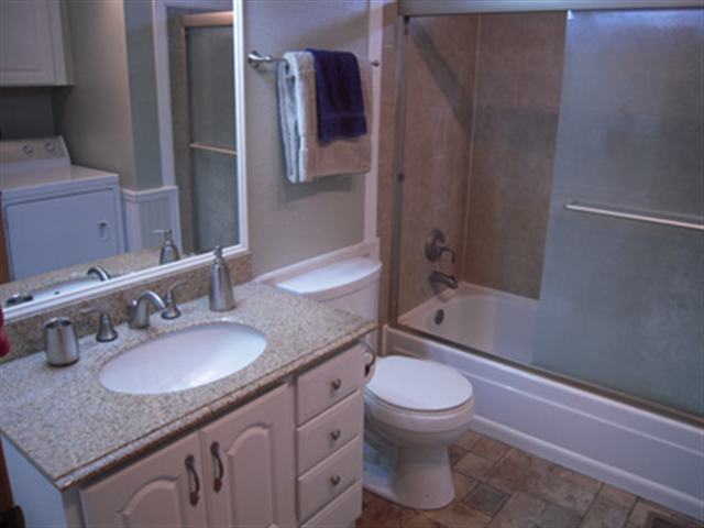2204  E Hartson Ave - Photo 6