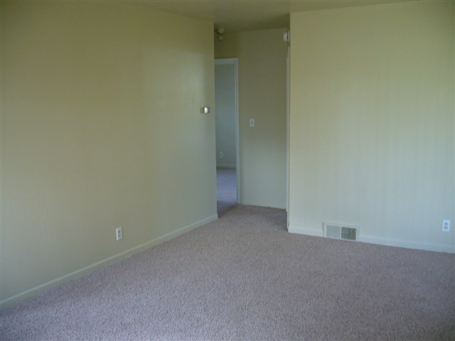 5003  W Hoffman Pl - Photo 4