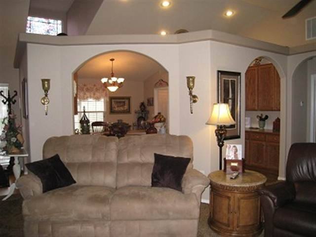 508  S Lone Tree Rd - Photo 4