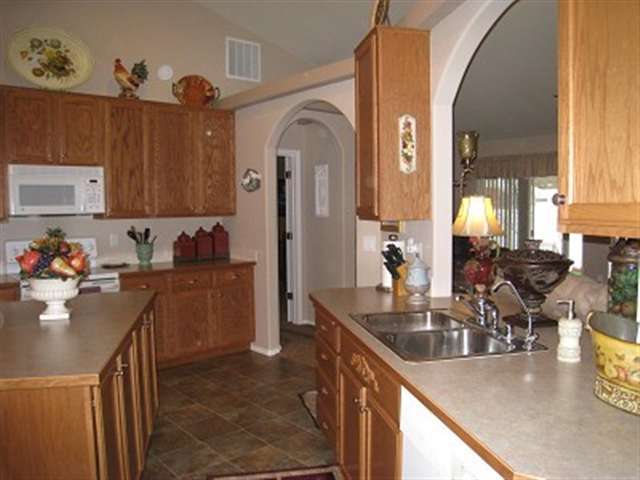 508  S Lone Tree Rd - Photo 6