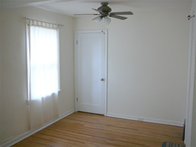 4914  N Cedar St - Photo 3