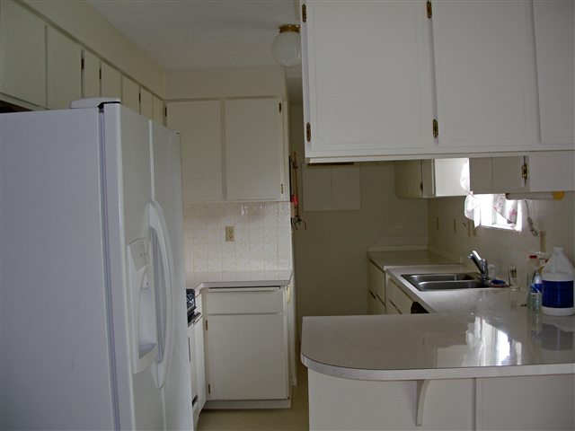 1401  W 1st Street - Photo 3
