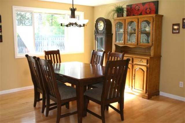 11920  N Normandie - Photo 3