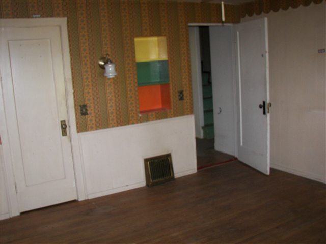 403  N Walnut Rd - Photo 7