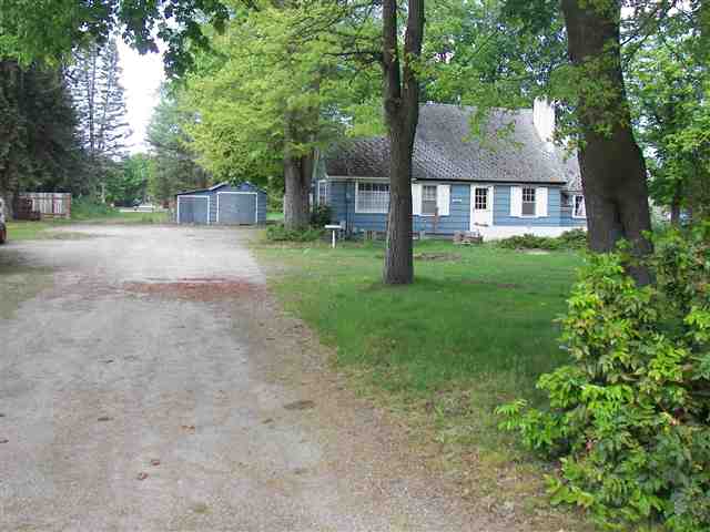 403  N Walnut Rd - Photo 9