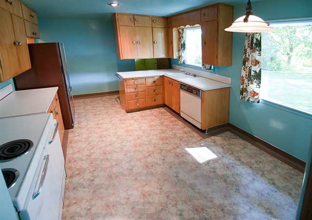 3315  S Bernard St - Photo 3