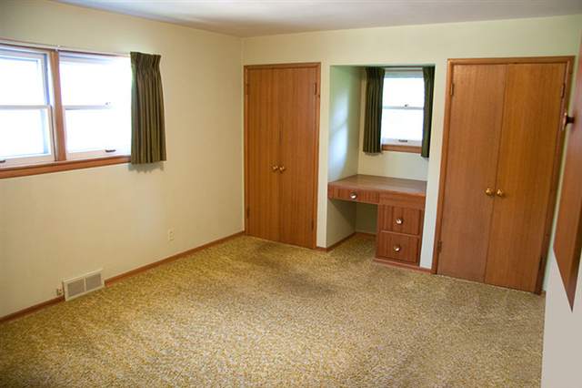 3315  S Bernard St - Photo 5