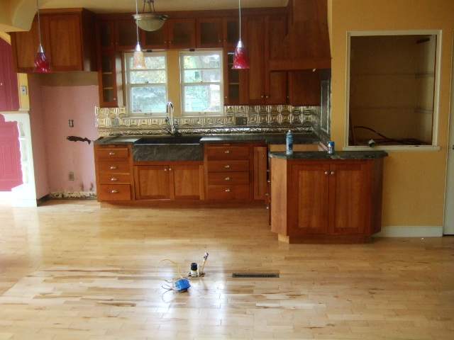 1020  N Summit Blvd - Photo 4
