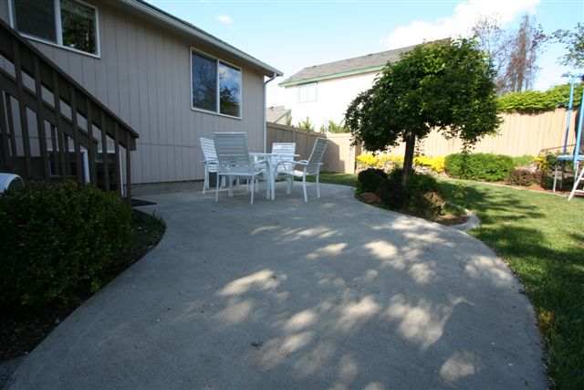 3802  E 49th Ave - Photo 8