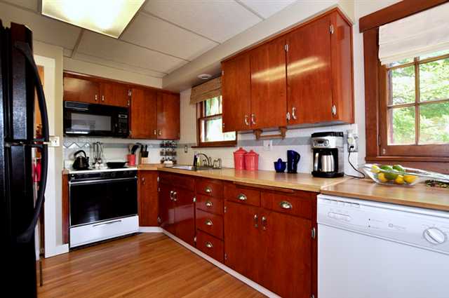2024  W Shannon Ave - Photo 3