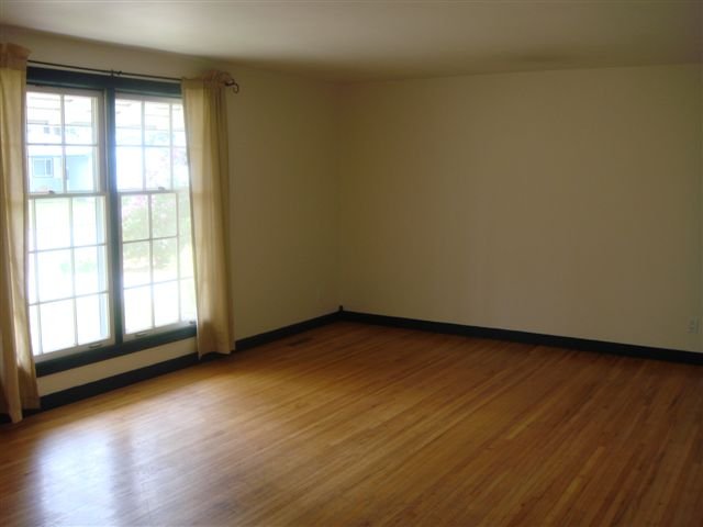 13509  E 27th - Photo 3