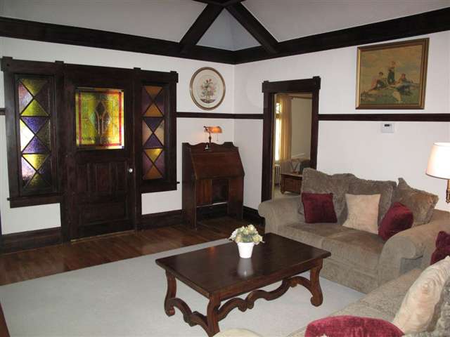 2518  N Magnolia - Photo 4