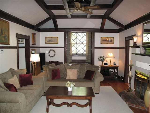2518  N Magnolia - Photo 5