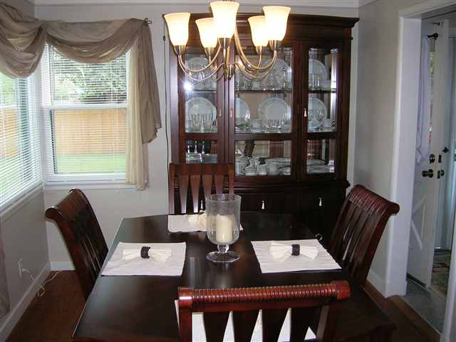 901  N Locust Rd - Photo 4