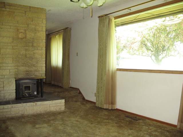8501  N Whitehouse - Photo 3