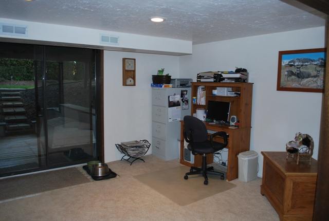 12716  E 25th - Photo 8