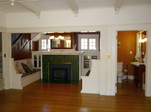 1701  W 11th Ave - Photo 4