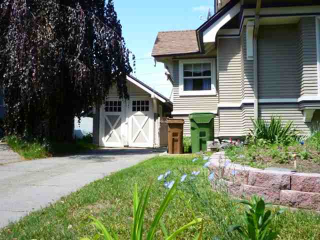 1701  W 11th Ave - Photo 9