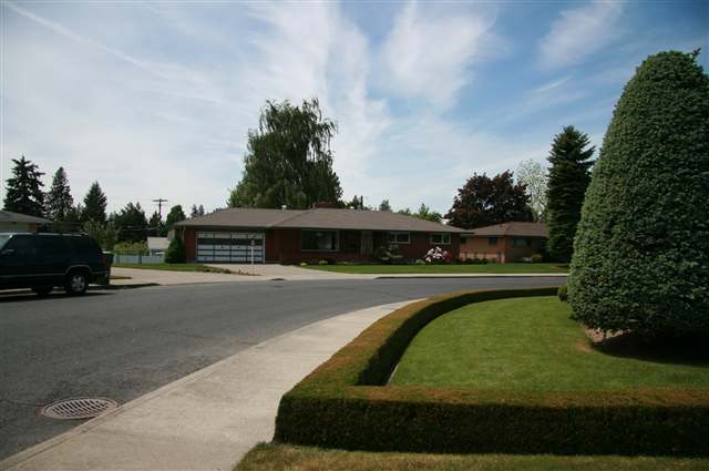 3405  W BRUCE Ave - Photo 4