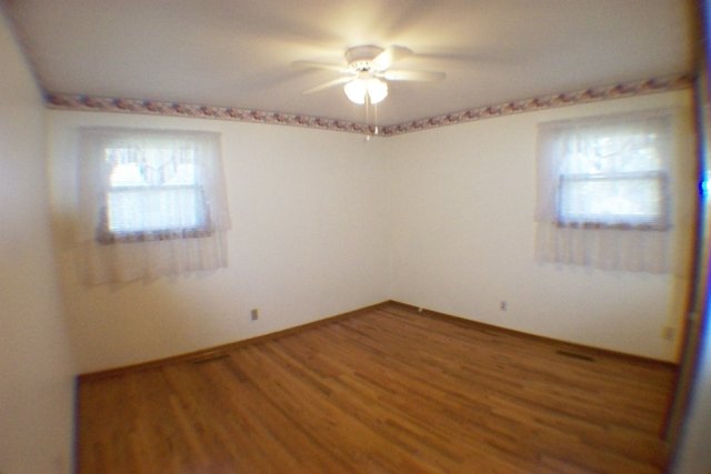 12920  E Maxwell Ave - Photo 4