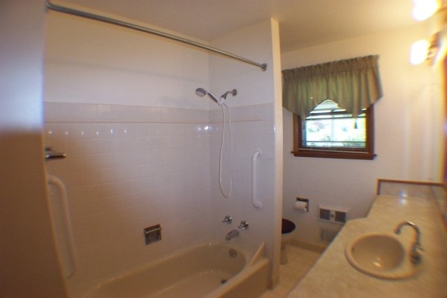 12920  E Maxwell Ave - Photo 5