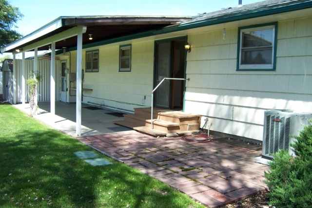 12920  E Maxwell Ave - Photo 8