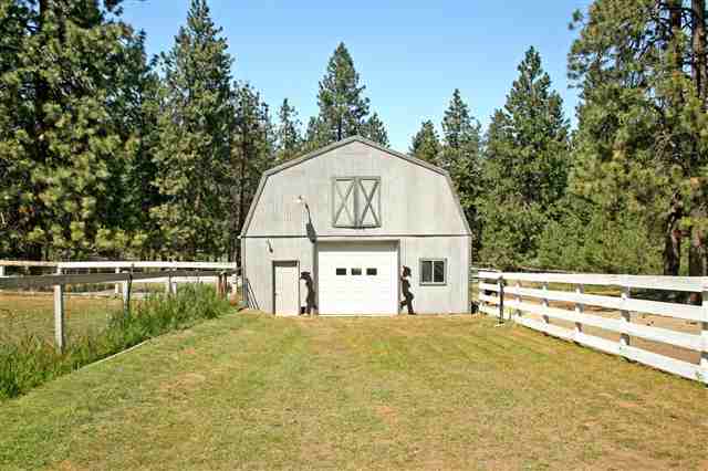 10009  E 48th Ave - Photo 8
