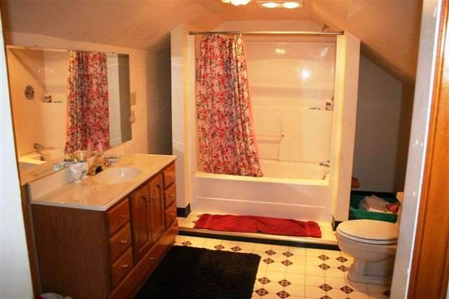 1823  E Courtland Ave - Photo 7