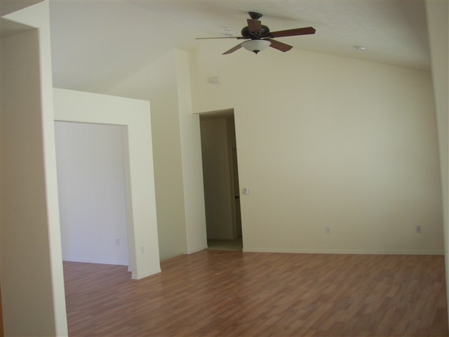 4218  W ARROWHEAD Dr - Photo 7
