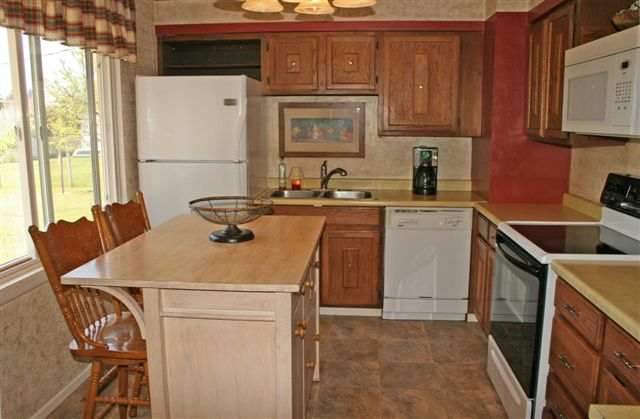 13208  E Boone Ave - Photo 4