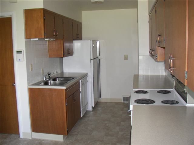 1122  E 43RD Ave - Photo 6