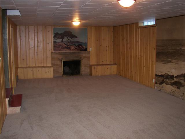 1122  E 43RD Ave - Photo 8