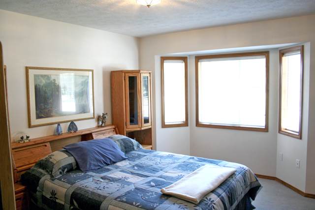 24123 N Park View Ln - Photo 3