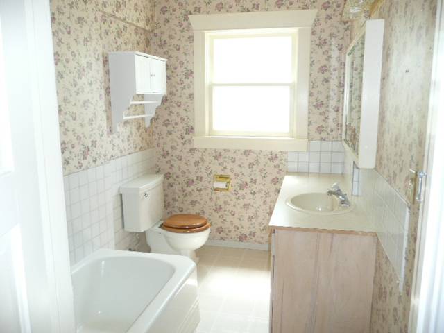 1303  N Mamer Rd - Photo 9