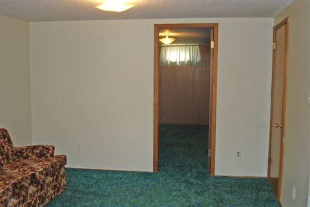 1927  E LONGFELLOW - Photo 3