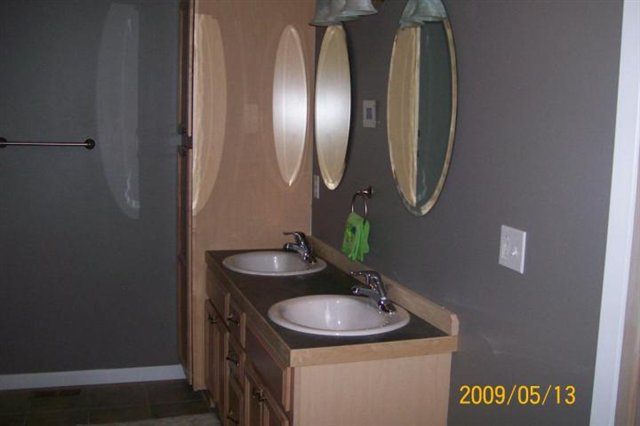 1363 Grandview Way - Photo 5
