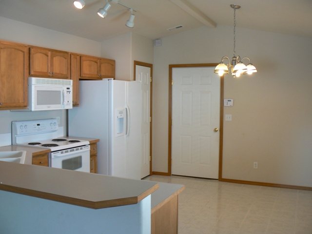 10201  E 17th Ln - Photo 3