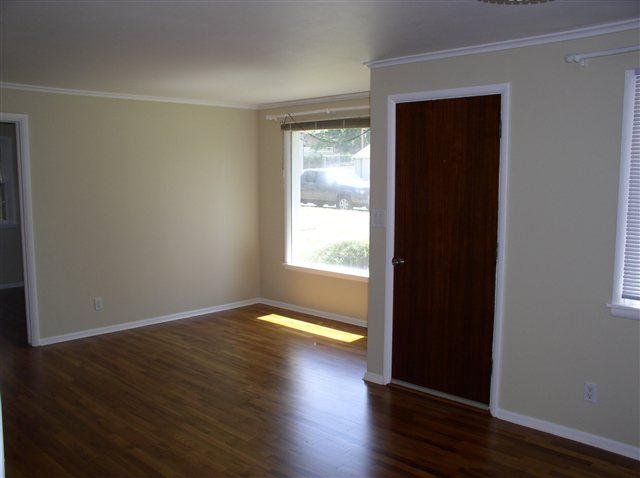 3917  E 9th Ave - Photo 3