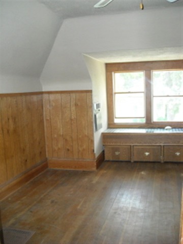 417  E 26th Ave - Photo 4