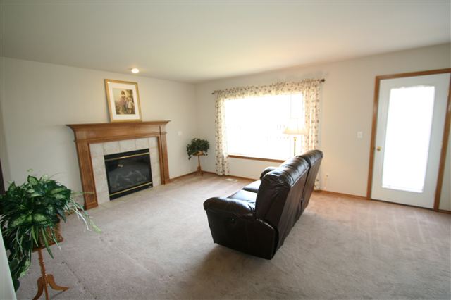 24215  E Cataldo Ct - Photo 5