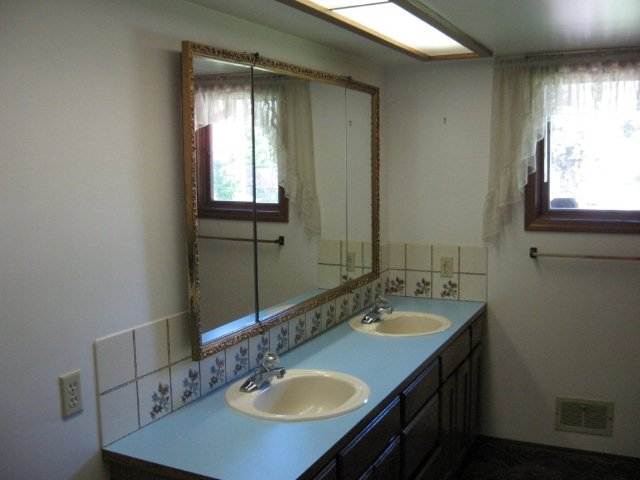 1331  E Club Ct - Photo 6