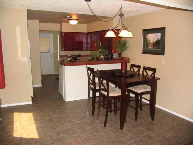 2511  E South Crescent Ave - Photo 4