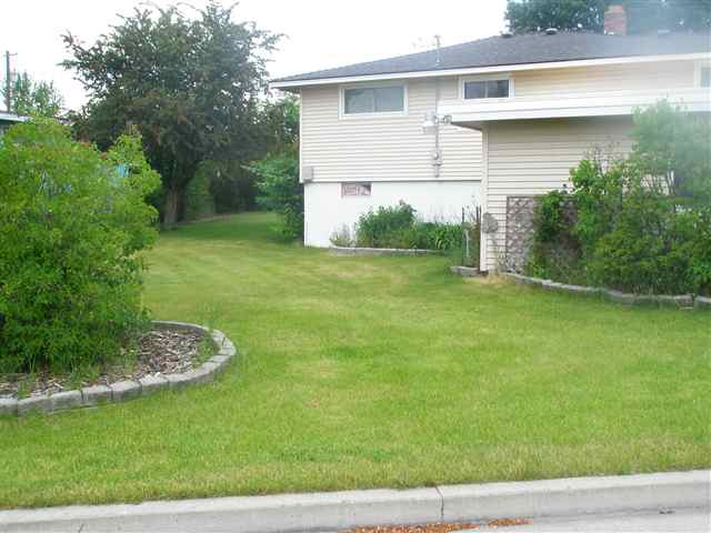 7816  E MAXWELL Ave - Photo 8