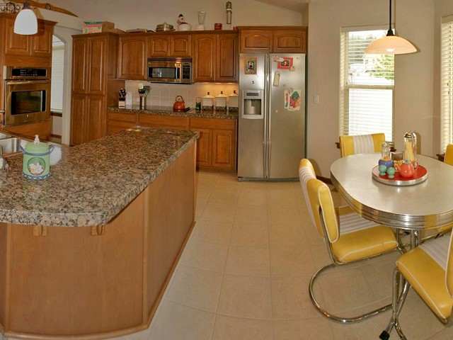5112  N IVY - Photo 3